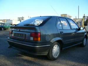vind/schimb/dezmembrez renault19.masina este in stare buna de functionare.ofer fiscal.pret negociabi