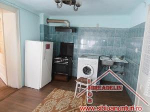 INCHIRIEZ CASA 2 CAMERE,   TURNISOR