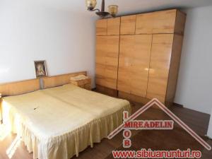INCHIRIEZ CASA 2 CAMERE,   TURNISOR