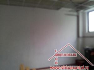 INCHIRIEZ SPATIU COMERCIAL 94 mp,   B-dul V.Milea