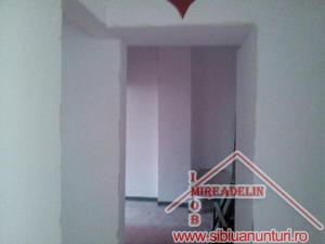 INCHIRIEZ SPATIU COMERCIAL 94 mp,   B-dul V.Milea