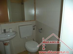INCHIRIEZ APARTAMENT 4 CAMERE-N. BALCESCU