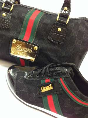 adidasi accesorii incaltaminte