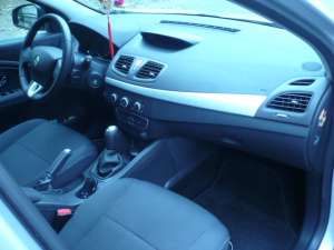 VIND    RENAULT   FLUENCE   2011   EURO   5   ACCEPT  SI   VARIANTE