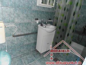 INCHIRIEZ apartament 3 camere,  N. Balcescu