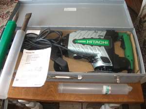 Vand Urgent  Ciocan Demolator Picamer HITACHI  H65 SB2 NOU-pret negociabil