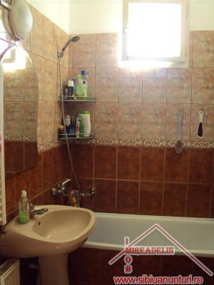 VAND CASA,   5 camere,   TURNISOR
