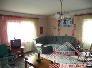 INCHIRIEZ APARTAMENT 2 CAMERE,   PIATA CLUJ