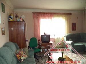 INCHIRIEZ APARTAMENT 2 CAMERE,   PIATA CLUJ