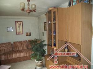 INCHIRIEZ APARTAMENT 2 CAMERE,   PIATA CLUJ
