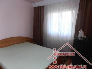 INCHIRIEZ APARTAMENT 4 CAMERE,  CALEA DUMBRAVII