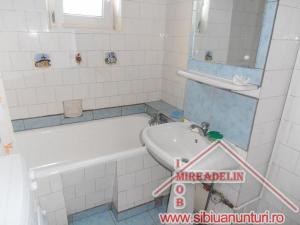 INCHIRIEZ APARTAMENT 4 CAMERE,  CALEA DUMBRAVII
