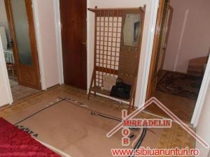 INCHIRIEZ APARTAMENT 4 CAMERE,  CALEA DUMBRAVII