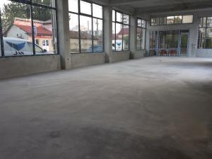 �nchiriez Spatiu Comercial 200mp