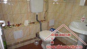 INCHIRIEZ SPATIU COMERCIAL,   ZONA CALEA DUMBRAVII