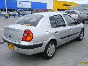dezmembrez renault symbol 1.5 dci 2006