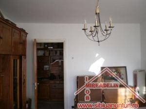 VAND APARTAMENT 3 CAMERE,   B-dul MIHAI VITEAZU