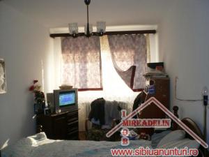 VAND APARTAMENT 3 CAMERE,   B-dul MIHAI VITEAZU