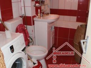 VAND APARTAMENT 3 CAMERE,   B-dul MIHAI VITEAZU