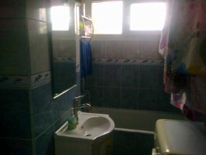 apt 3 came Garii - Piata