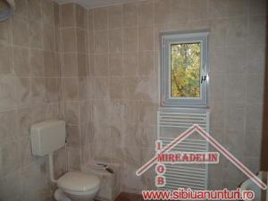INCHIRIEZ APARTAMENT 4 CAMERE,   ZONA ALBA IULIA