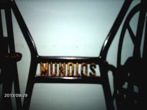 MASINA DE CUSUT MUNDLOS