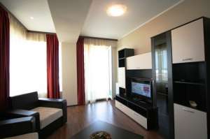Inchiriez apartament cu 2 camere la 349 euro/luna