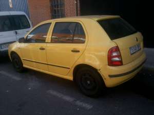 vand skoda fabia 1.4 benzina
