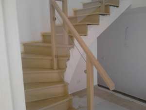 Modele balustrade cu sticla diversificate
