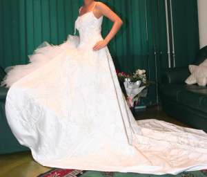 Vand rochie de mireasa - Dubai