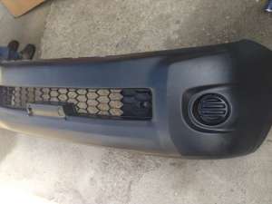 vand faruri pt toyota hilux an 2008
