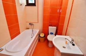 Particular Apartament 3cam la Parter finisat Buc noi Damaroaia