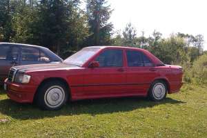 VAnd Mercedes 190 D