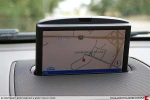 Harti detaliate Volvo XC90 navigatie auto
