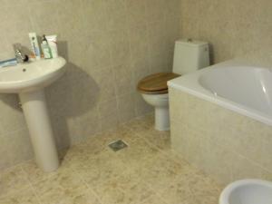 CASA loc  DEUSU com CHINTENI 18 km de CLUJ