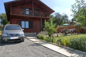 CASA loc  DEUSU com CHINTENI 18 km de CLUJ