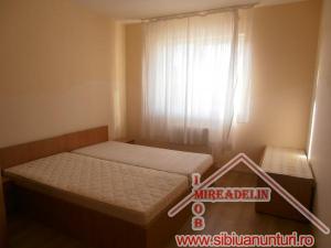 INCHIRIEZ APARTAMENT 2 CAMERE,   ZONA CARTIERUL ENGLEZESC
