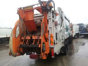 IVECO autogunoiera an 2006