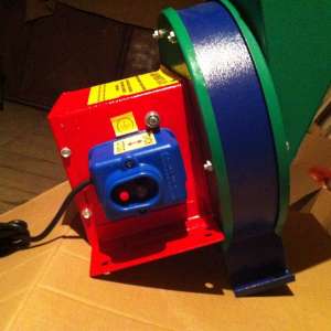 Tocator sau Razatoare electrica de mere, 