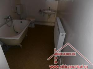 VAND CASA 2 CAMERE,    HIPODROM 1