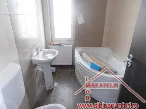 Vand apartament 2 camere,  Selimbar