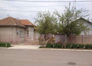 Casa si teren 744 mp Zimnicea,  central - piata