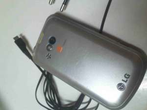 LG GW300 telefon QWERTY Ieftin