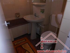 :   INCHIRIEZ APARTAMENT 2 CAMERE,   ZONA TEREZIAN