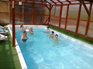 INCHIRIEZ CABANA ZONA BELIS