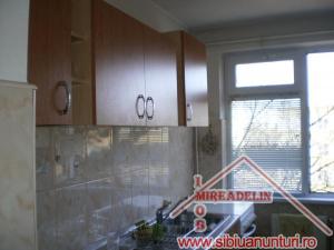 INCHIRIEZ APARTAMENT 2 CAMERE,   62 MP,   B-DUL VASILE MILEA