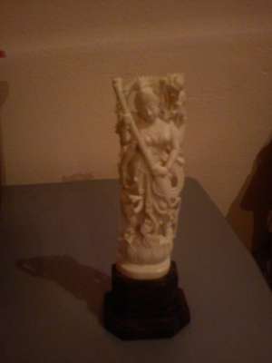 statuiete fildes