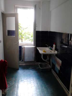 Vand apartament 3 camere decomandat
