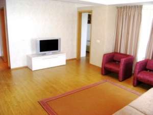 Inchiriez apartamet ultramodern la 349 euro/luna
