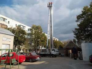 Nacela Platforma pe auto 22metri Pitesti